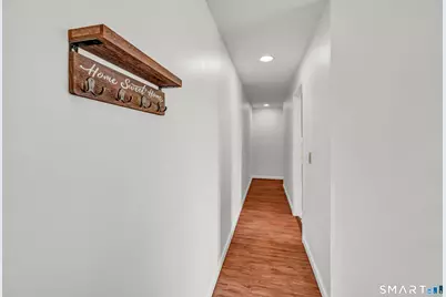 166 Old Brookfield Road #21A2, Danbury, CT 06811 - Photo 4