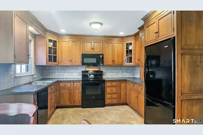 170 Boggs Hill Road, Newtown, CT 06470 - Photo 12