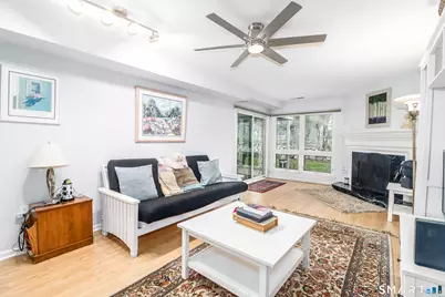 12 Hulls Highway #12, Fairfield, CT 06890 - Photo 10