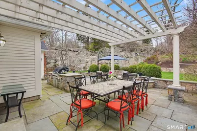 18 Brandon Circle, Wilton, CT 06897 - Photo 4