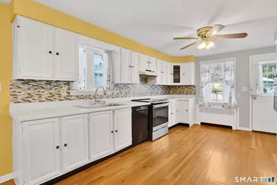 3 Magnolia Drive, Enfield, CT 06082 - Photo 8