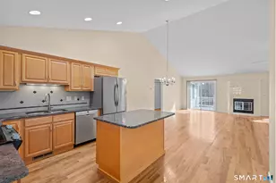 22 Common Way Dr, Brooklyn, CT 06234 - Photo 6