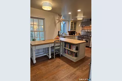 301 Old Norwalk Road, New Canaan, CT 06840 - Photo 10