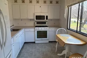 99 Seminole Ln, Stratford, CT 06614 - Photo 6