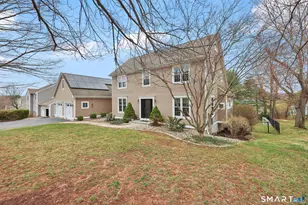 4 Harrison Dr, Cromwell, CT 06416 - Photo 2