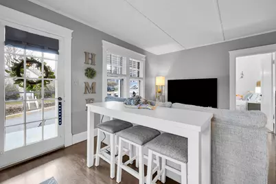 48 Woodbine Street, Waterbury, CT 06705 - Photo 4