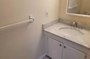 73 Park Ave, Danbury, CT 06810 - Photo 20