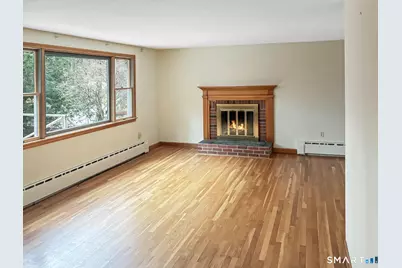 9 Bridlepath Road, Simsbury, CT 06092 - Photo 2