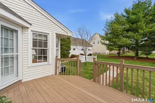 42 Dunham St, Wethersfield, CT 06109 - Photo 4