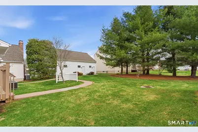 42 Dunham Street #42, Wethersfield, CT 06109 - Photo 6