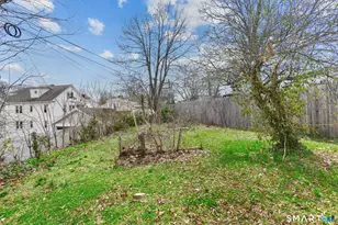 17 Salem St, Hartford, CT 06114 - Photo 28