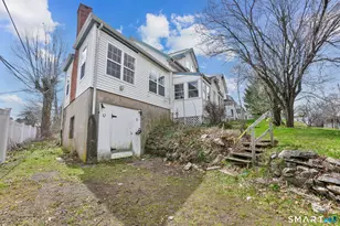 17 Salem St, Hartford, CT 06114 - Photo 32