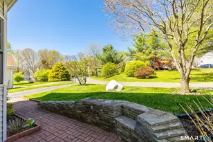 30 Spoonwood Dr, Canton, CT 06019 - Photo 30