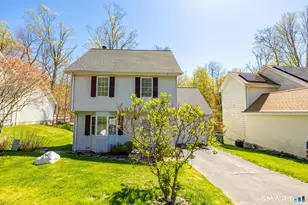 30 Spoonwood Dr, Canton, CT 06019 - Photo 2
