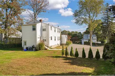 983 Black Rock Turnpike, Fairfield, CT 06825 - Photo 18