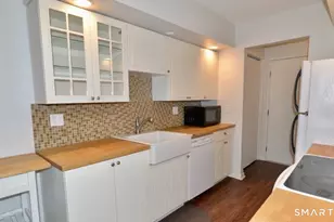 125 Warner Hill Rd, Stratford, CT 06614 - Photo 4