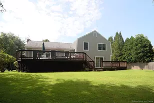 11 Beechwood Ln, Westport, CT 06880 - Photo 2