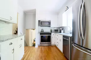 11 Beechwood Ln, Westport, CT 06880 - Photo 10