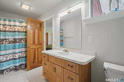 10 Fox Hollow Drive, Montville, CT 06370 - Photo 28