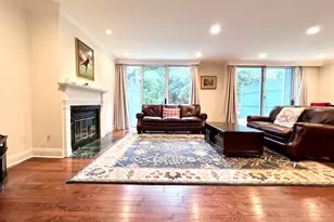 32 Regents Pk, Westport, CT 06880 - Photo 10