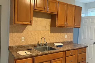 192 Russ St, Hartford, CT 06106 - Photo 6