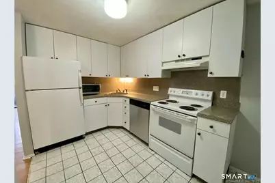 165 Towne House Road #165, Hamden, CT 06514 - Photo 2