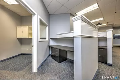 236 Boston Post Road #5, Orange, CT 06477 - Photo 16