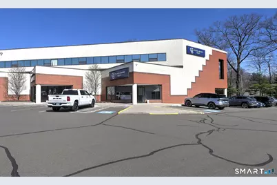 236 Boston Post Road #5, Orange, CT 06477 - Photo 2