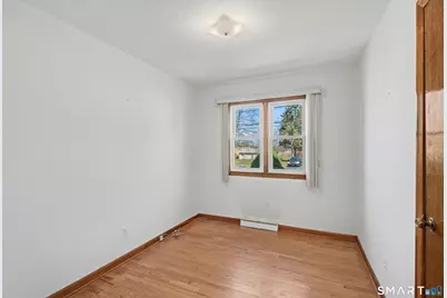 80 Roosevelt St Extension, New Haven, CT 06513 - Photo 12