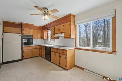 80 Roosevelt St Extension, New Haven, CT 06513 - Photo 6