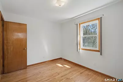 80 Roosevelt St Extension, New Haven, CT 06513 - Photo 16