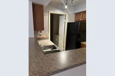 63 Leafwood Lane #258, Groton, CT 06340 - Photo 4