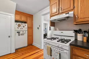 52 Augur St, Hamden, CT 06517 - Photo 12