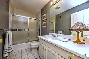 11 Priorwood Gardens, Cromwell, CT 06416 - Photo 32