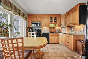 414 Georgetown Dr, Glastonbury, CT 06033 - Photo 8