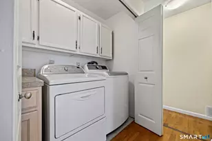 25 Fairland St, Stamford, CT 06905 - Photo 14