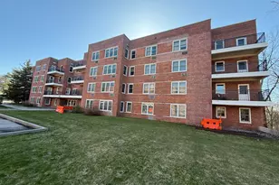 50 Lafayette Pl, Greenwich, CT 06830 - Photo 1