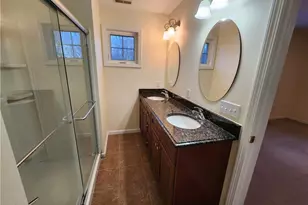 1 Oak Meadows Dr, Brookfield, CT 06804 - Photo 8