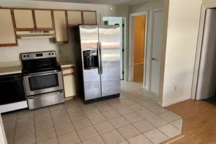 114 Bucks Hl Rd, Waterbury, CT 06704 - Photo 6