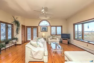 19 Sand St, Milford, CT 06460 - Photo 12
