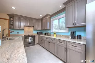 19 Sand St, Milford, CT 06460 - Photo 14