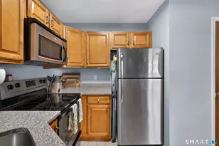 85 N Main St, East Hampton, CT 06424 - Photo 12