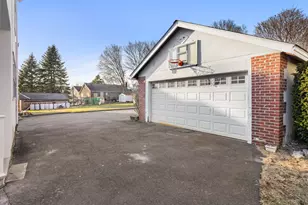 20 Cerretta St, Stamford, CT 06907 - Photo 4