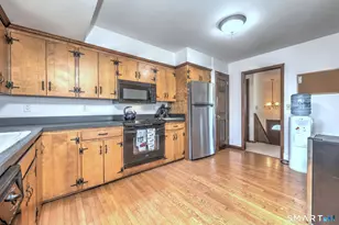 40 Church St, Woodbury, CT 06798 - Photo 16