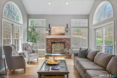 6 Shepards Way, New Fairfield, CT 06812 - Photo 4