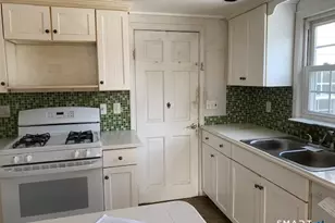 329 Bronson Rd, Fairfield, CT 06890 - Photo 8