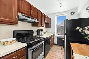 7 4th St, Stamford, CT 06905 - Photo 14