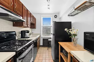 7 4th St, Stamford, CT 06905 - Photo 6