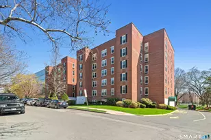 7 4th St, Stamford, CT 06905 - Photo 2