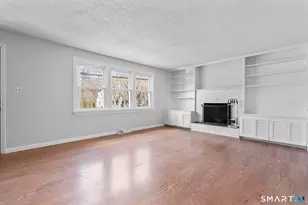 122 Newton St, Norwich, CT 06360 - Photo 6